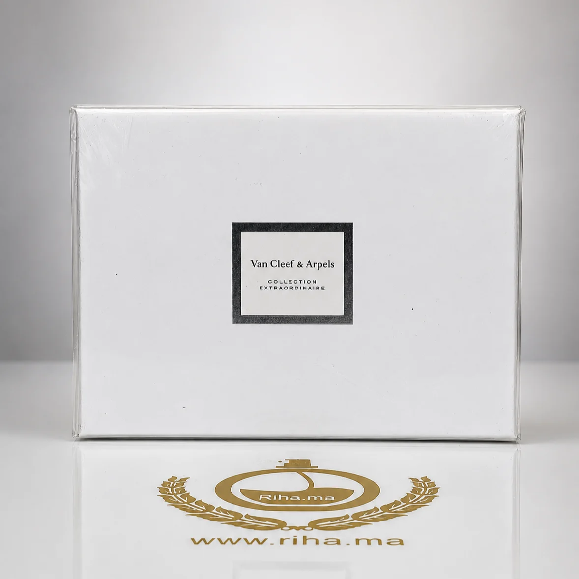 Coffret Van Cleef & Arpels Collection Extraordinaire 3 x 15 ml — photo 3 Coffret van cleef collection extraordinaire 3 flacons 15 ml — vue 3