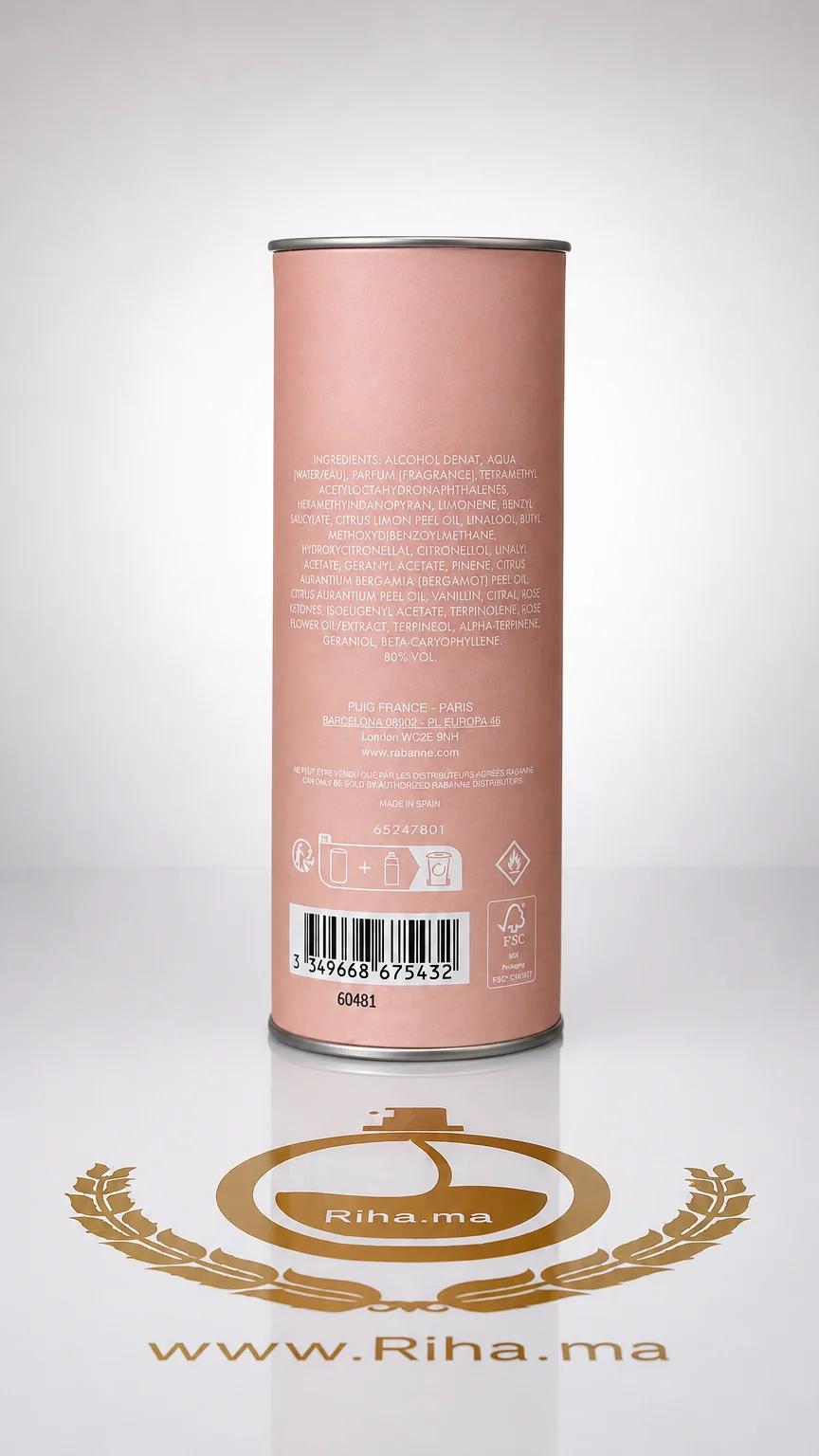 Paco Rosé Eau De Toilette Pour Femme 100ml — photo 2 paco rose — Flacon de parfum Paco Rosé posé sur fond rose élégant — vue 2