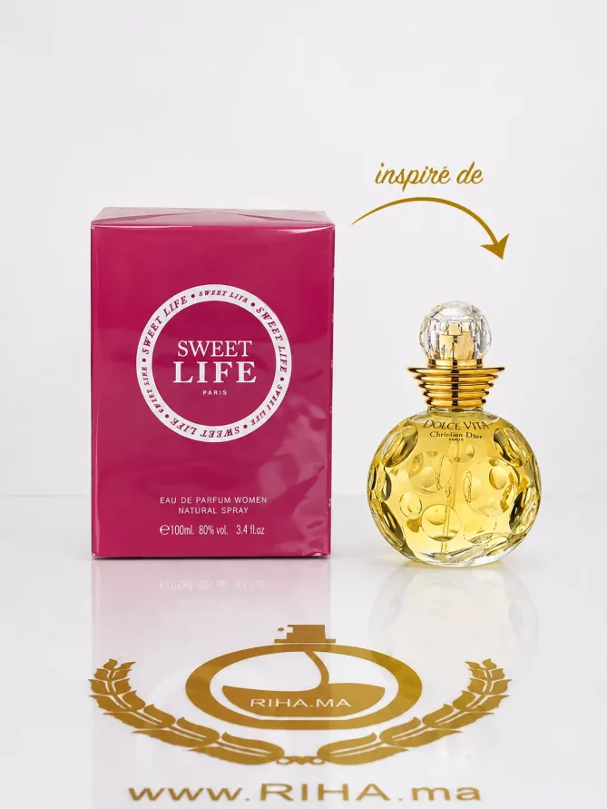 Sweet Life Eau DE Parfum Pour Femme 100ml Flacon de parfum sweet life pour femme sur fond doré