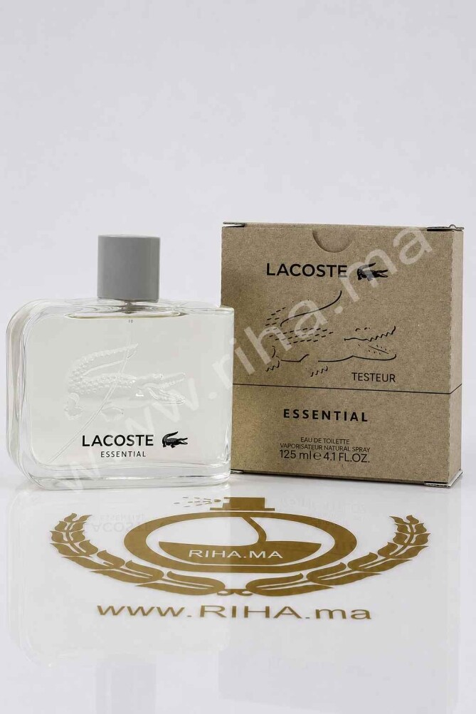 Flacon de tester Essential Lacoste eau de toilette 125ml sur fond bleu