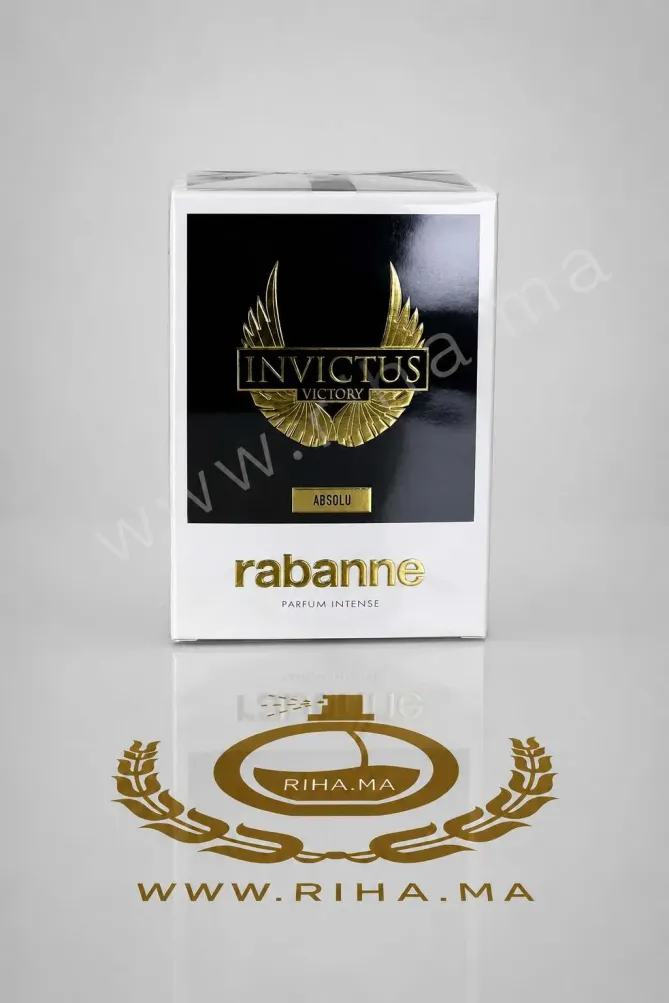 Flacon de parfum invictus victory absolu rabanne sur fond noir