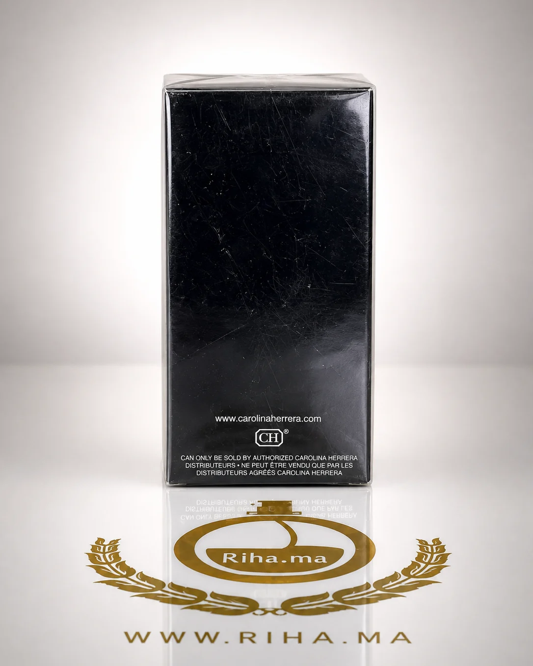 212 Vip Black Elixir Carolina Herrera EAU de PARFUM Pour HOMME 100ml — photo 2 Flacon de parfum 212 Vip Black Elixir noir élégant — vue 2