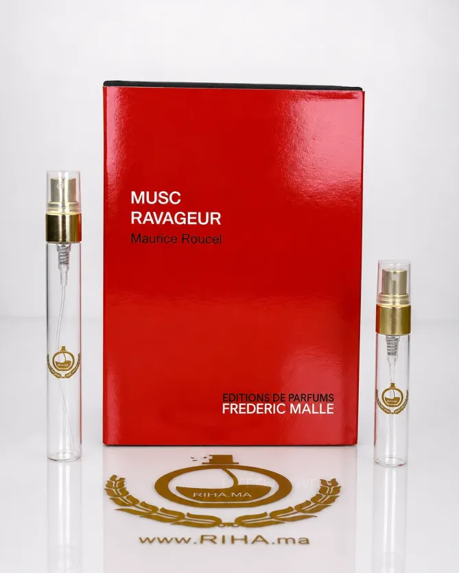 decantage musc ravageur frederic malle — Flacon de décantage Musc Ravageur Frederic Malle posé sur fond doré