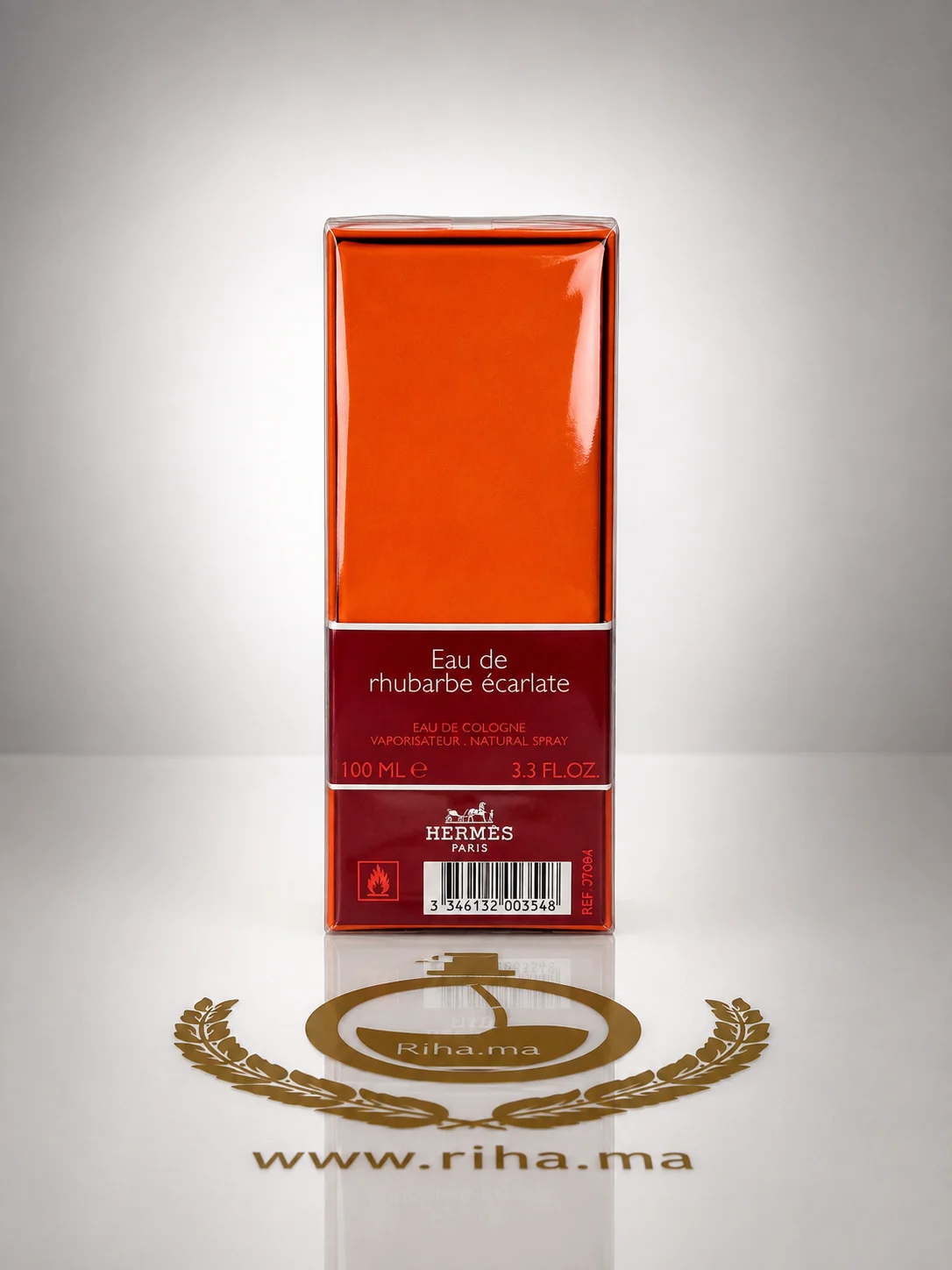 eau de rhubarbe écarlate hermes eau de cologne 100ml — photo 2 Flacon d'eau de rhubarbe écarlate posé sur fond clair — vue 2