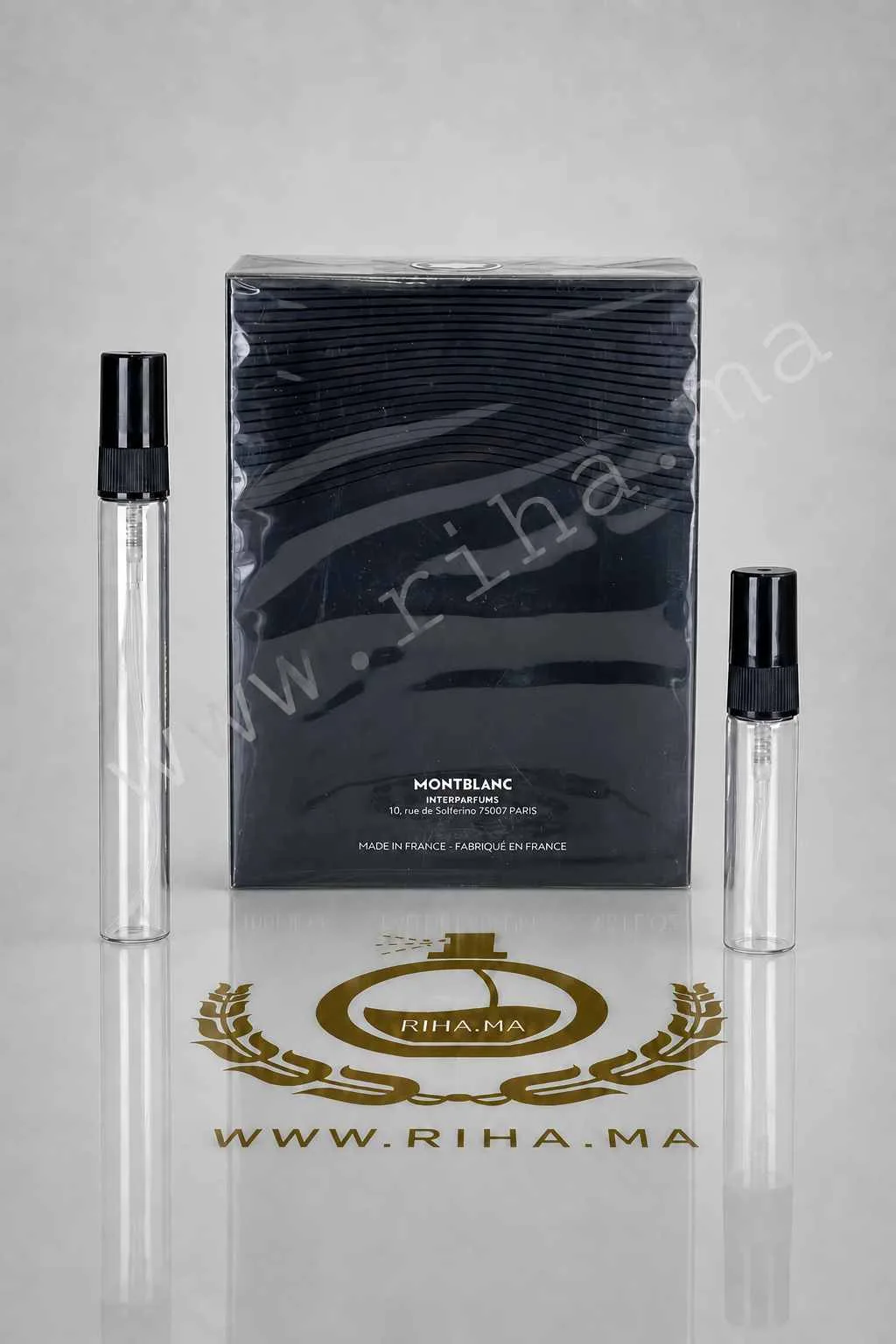 Decantage Legend Eau de Parfum Montblanc Pour Homme — photo 2 decantage legend — Flacon décantage Legend Montblanc sur fond noir élégant — vue 2