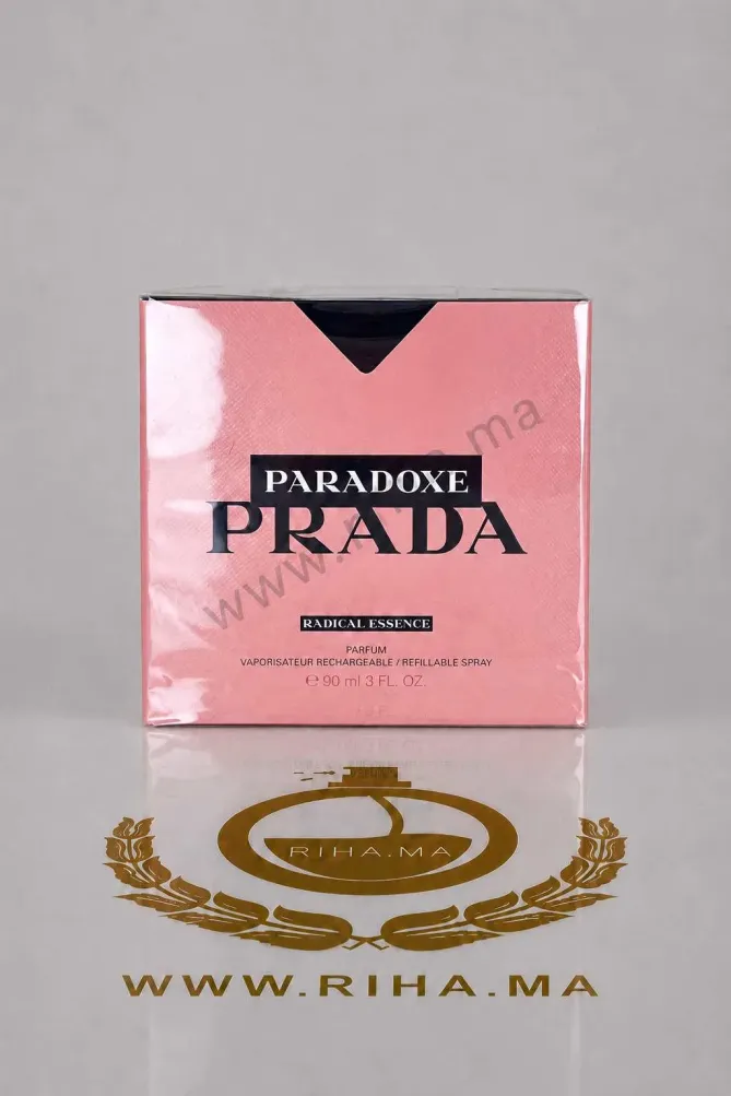 Prada Paradoxe Radical Essence Le Parfum Pour Femme 90 ML Authentic Flacon de Prada Paradoxe Radical Essence 90 ml posé sur fond blanc