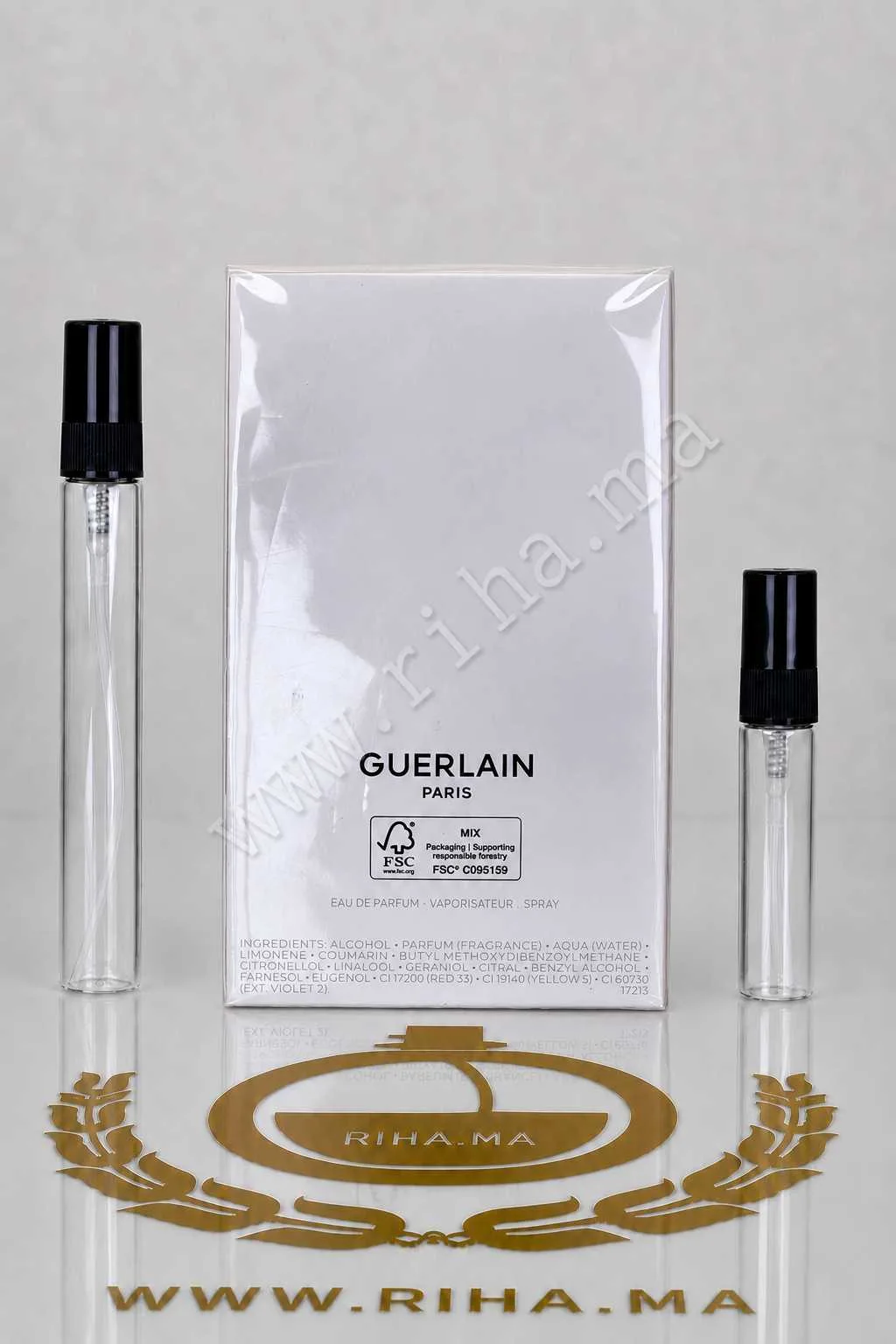 Decantage La Petite Robe Noire Guerlain Eau De Parfum pour femme — photo 2 decantage la petite robe noire guerlain — Flacon décantage La Petite Robe Noire Guerlain sur fond blanc — vue 2
