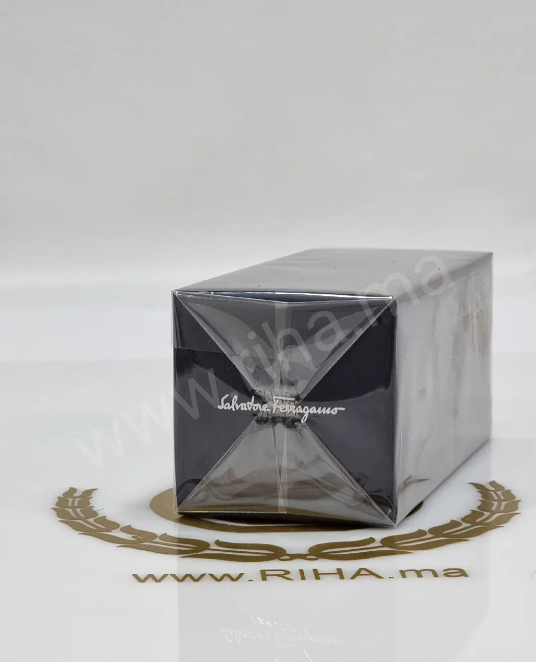 Ferragamo de Salvatore Ferragamo est un parfum Aromatique Fougère pour homme Ferragamo de Salvatore Ferragamo est un parfum Aromatique Fougère pour homme