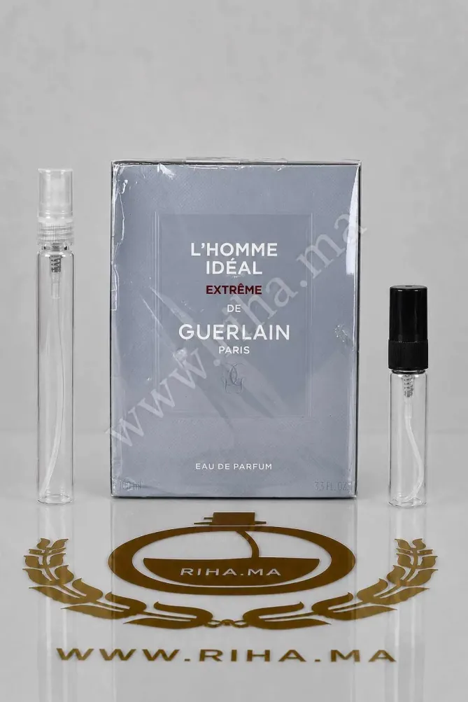 Decantage L'Homme Idéal Extrême Guerlain pour homme decantage lhomme ideal extreme guerlain — Flacon de décantage L'Homme Idéal Extrême Guerlain posé sur fond sombre