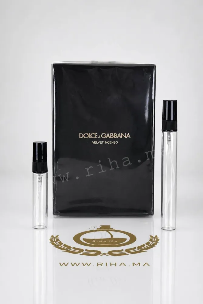 Decantage Dolce&Gabbana Velvet Incenso Pour Homme Flacon de decantage velvet incenso dolcegabbana posé sur fond noir