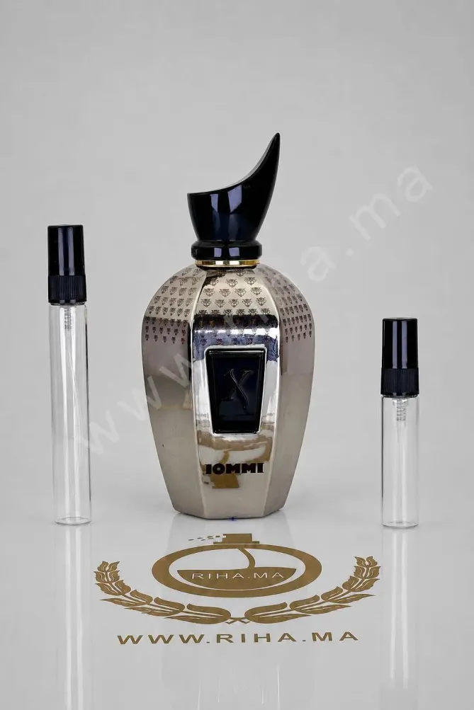 Decantage Tony Iommi Monkey Special Xerjoff Pour Homme decantage tony iommi monkey special xerjoff — Flacon de décantage Tony Iommi Monkey Special Xerjoff sur fond sombre